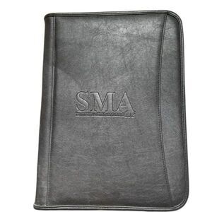 IUP SMA Student Marketing Association Black Zippered Padfolio Portfolio Leed's